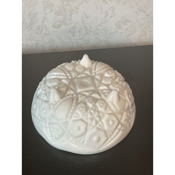White Vintage Milk Glass Dish/Bowl With Intricate Star & Daisy Pattern Decorativ - Picture 7 of 8